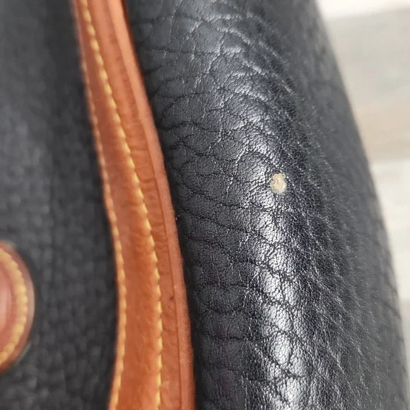 Vintage Dooney & Bourke Bucket Bag - Picture 15 of 16